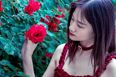 2025年世界青年发展论坛在苏州开幕